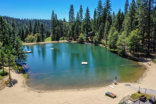 2393 Stephanie Dr, Arnold, CA 95223