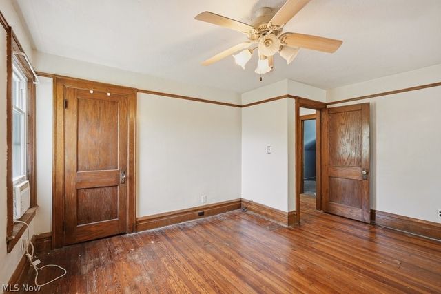 1712 E 300th Street, Wickliffe, OH 44092