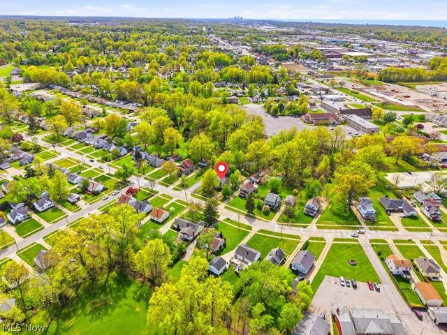 1712 E 300th Street, Wickliffe, OH 44092