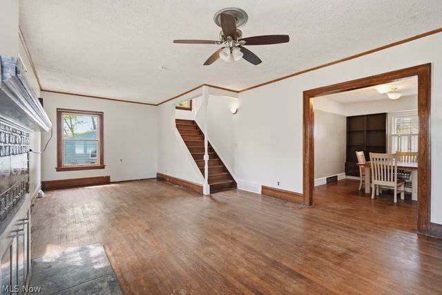 1712 E 300th Street, Wickliffe, OH 44092