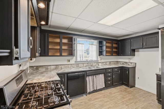 1712 E 300th Street, Wickliffe, OH 44092