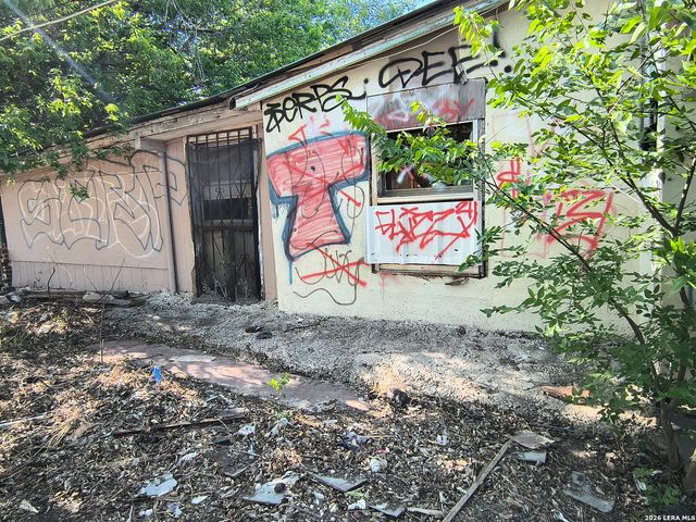 1119 KING AVE, San Antonio, TX 78211