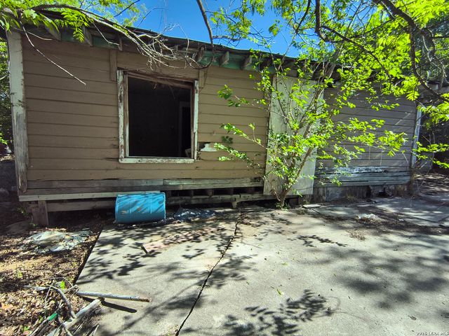 1119 KING AVE, San Antonio, TX 78211