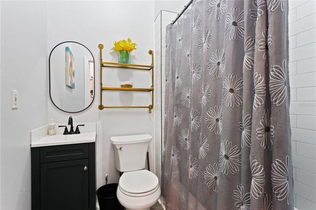 2119 W SPRUCE STREET, Tampa, FL 33607