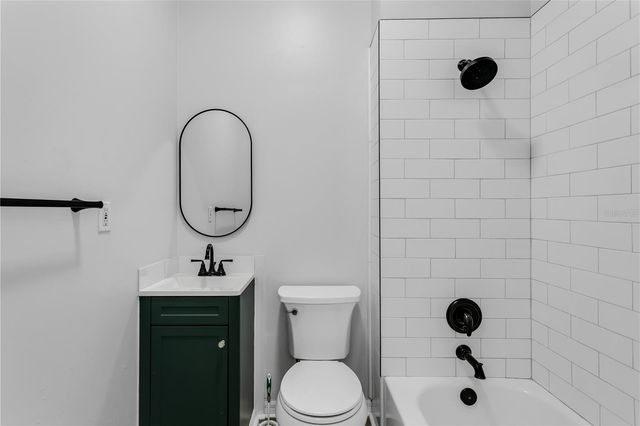 2119 W SPRUCE STREET, Tampa, FL 33607