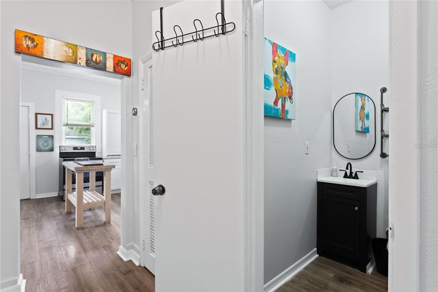 2119 W SPRUCE STREET, Tampa, FL 33607