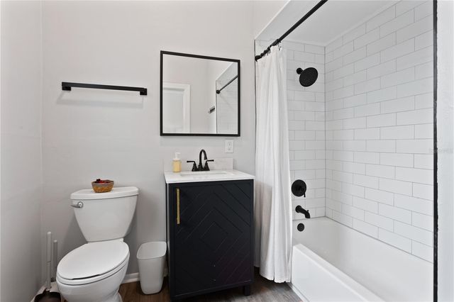 2119 W SPRUCE STREET, Tampa, FL 33607