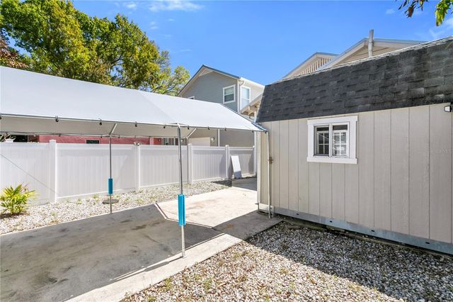 2119 W SPRUCE STREET, Tampa, FL 33607