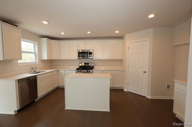 4195 Cedar Lane, Grand Blanc, MI 48439