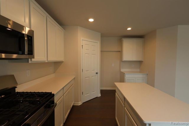 4195 Cedar Lane, Grand Blanc, MI 48439