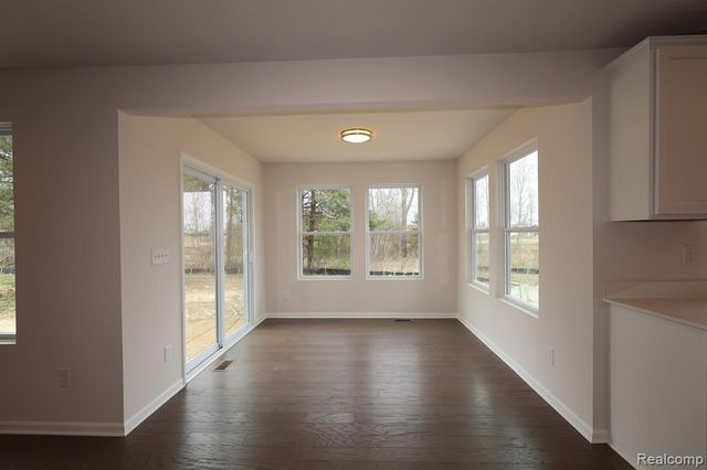 4195 Cedar Lane, Grand Blanc, MI 48439
