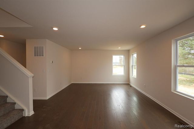 4195 Cedar Lane, Grand Blanc, MI 48439