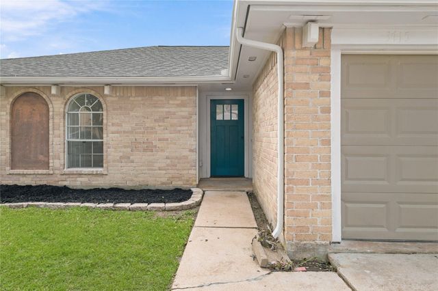 3715 Straightfork Drive, Houston, TX 77082