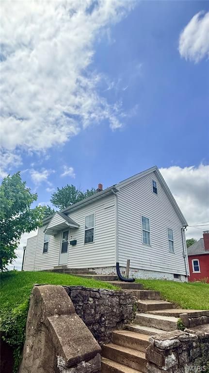 1025 E 7th Street, Alton, IL 62002