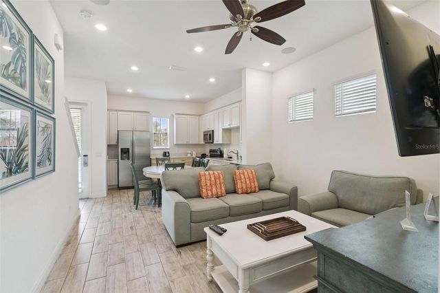 8059 KNEE DEEP ROAD, Kissimmee, FL 34747