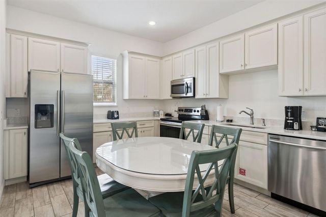 8059 KNEE DEEP ROAD, Kissimmee, FL 34747