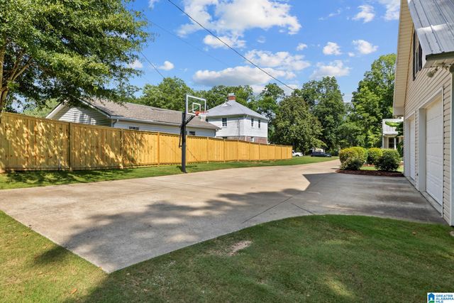 330 BRENTWOOD AVENUE, Trussville, AL 35173