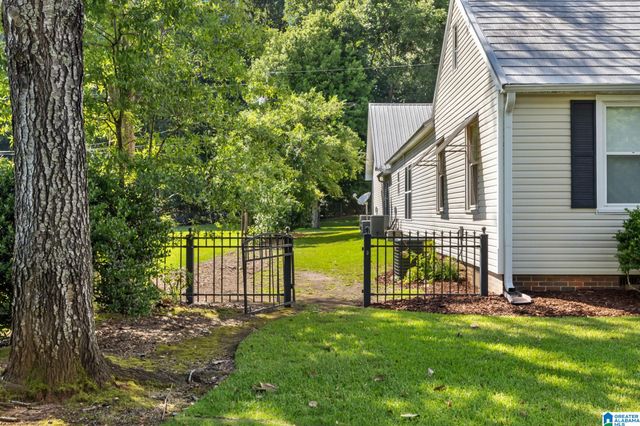 330 BRENTWOOD AVENUE, Trussville, AL 35173