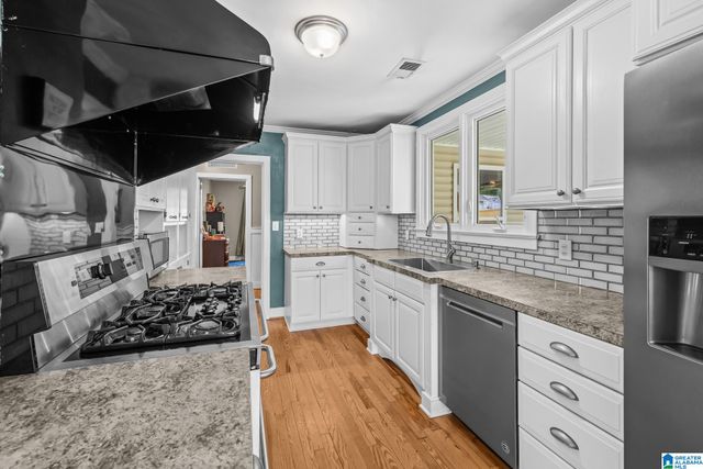 330 BRENTWOOD AVENUE, Trussville, AL 35173