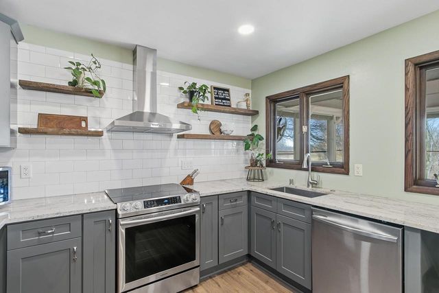 4581 Linden Drive, Windsor, WI 53598