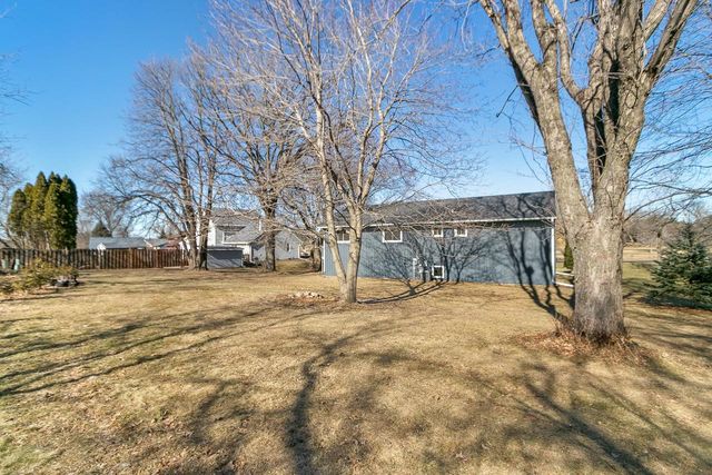 4581 Linden Drive, Windsor, WI 53598