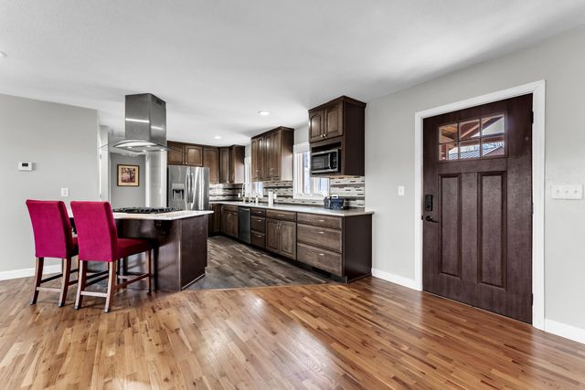 60 Chad Road, Galena, MO 65656