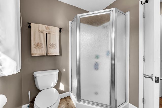 60 Chad Road, Galena, MO 65656