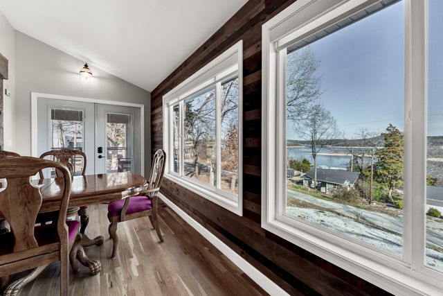 60 Chad Road, Galena, MO 65656