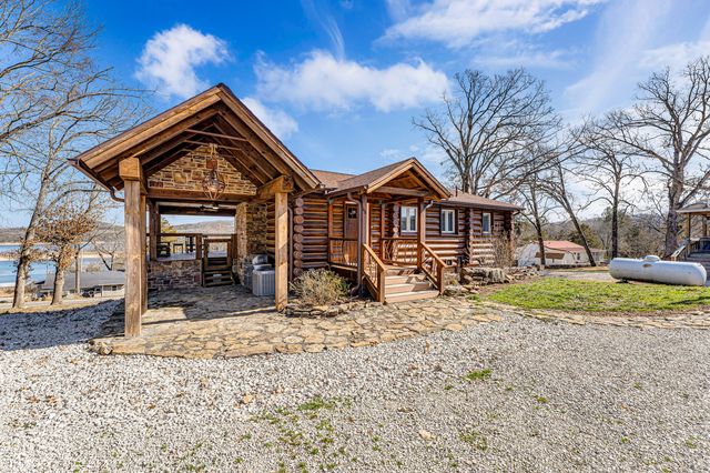 60 Chad Road, Galena, MO 65656