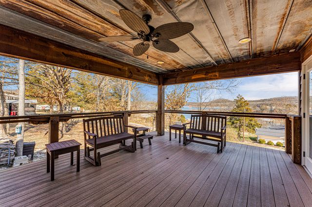 60 Chad Road, Galena, MO 65656