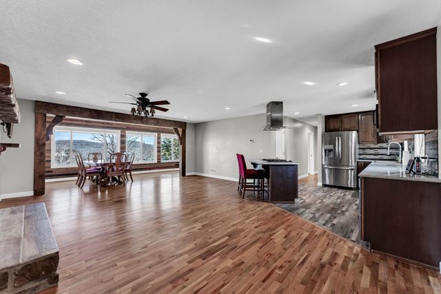 60 Chad Road, Galena, MO 65656