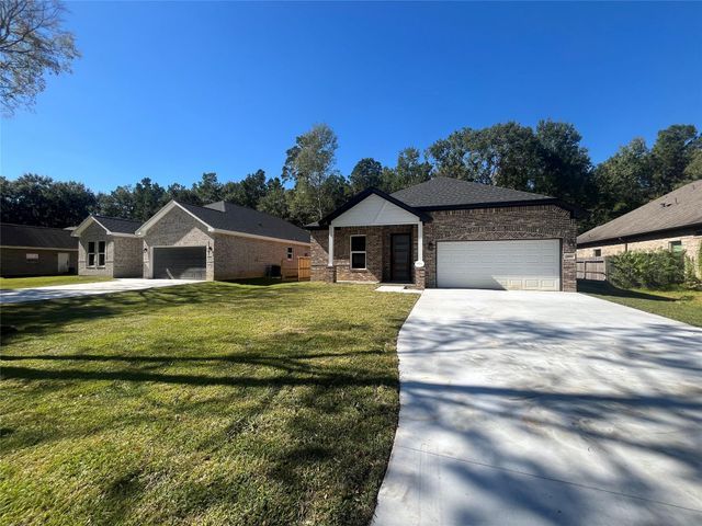 28811 Champion Oaks Dr, Magnolia, TX 77354