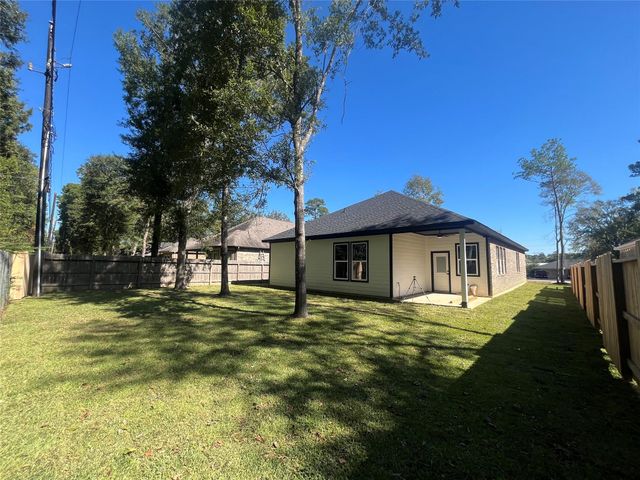 28811 Champion Oaks Dr, Magnolia, TX 77354