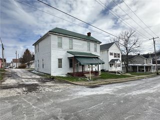 154 S Richhill Street, Waynsbrg/frankln Twp, PA 15370