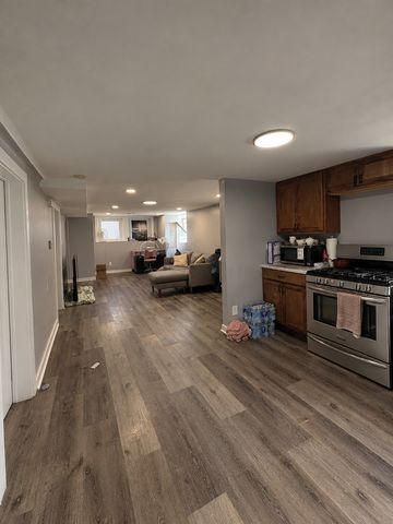 4051 W Monroe Street, Chicago, IL 60624