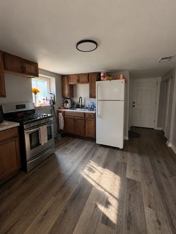 4051 W Monroe Street, Chicago, IL 60624