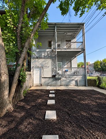 4051 W Monroe Street, Chicago, IL 60624