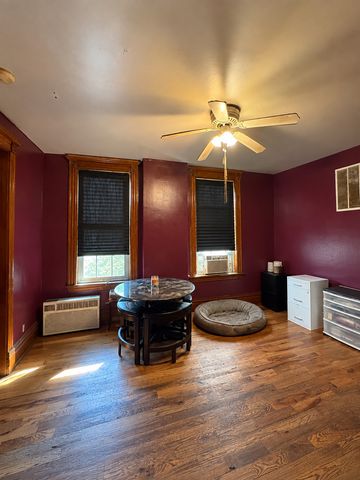 4051 W Monroe Street, Chicago, IL 60624