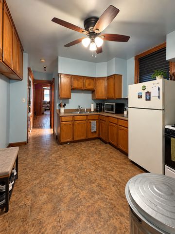 4051 W Monroe Street, Chicago, IL 60624