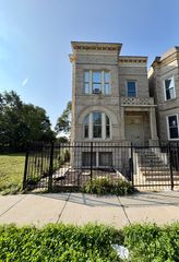 4051 W Monroe Street, Chicago, IL 60624