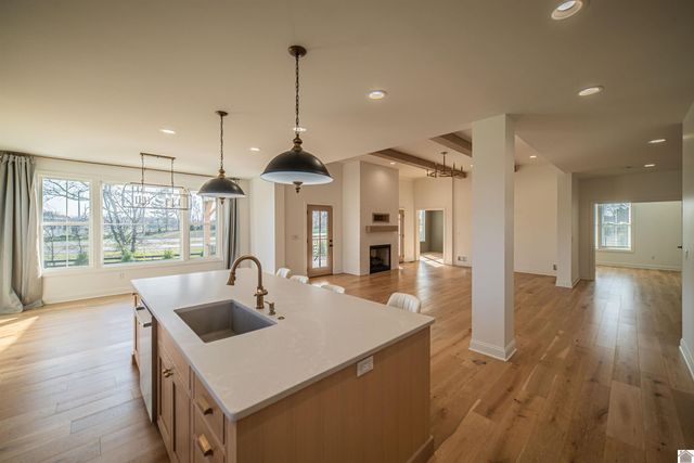 121 Canter Court, Paducah, KY 42001