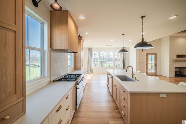 121 Canter Court, Paducah, KY 42001