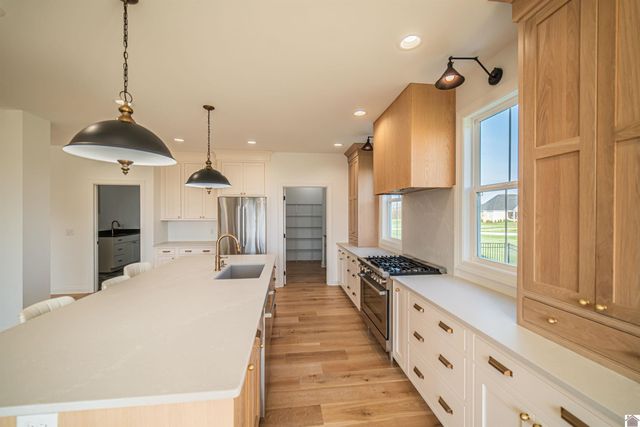 121 Canter Court, Paducah, KY 42001