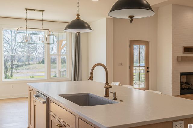 121 Canter Court, Paducah, KY 42001