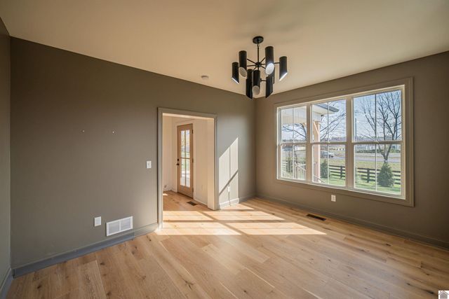 121 Canter Court, Paducah, KY 42001