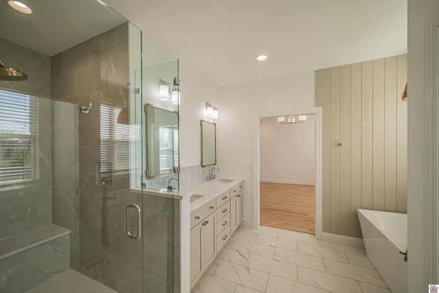 121 Canter Court, Paducah, KY 42001