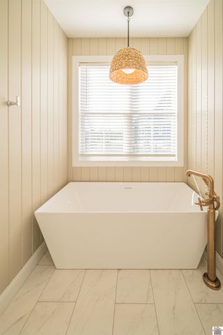 121 Canter Court, Paducah, KY 42001