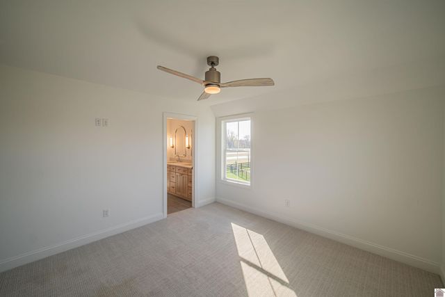 121 Canter Court, Paducah, KY 42001