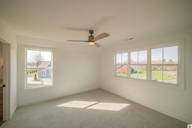 121 Canter Court, Paducah, KY 42001