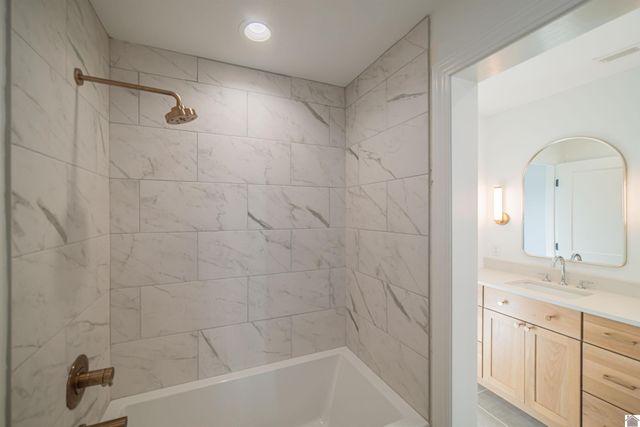 121 Canter Court, Paducah, KY 42001